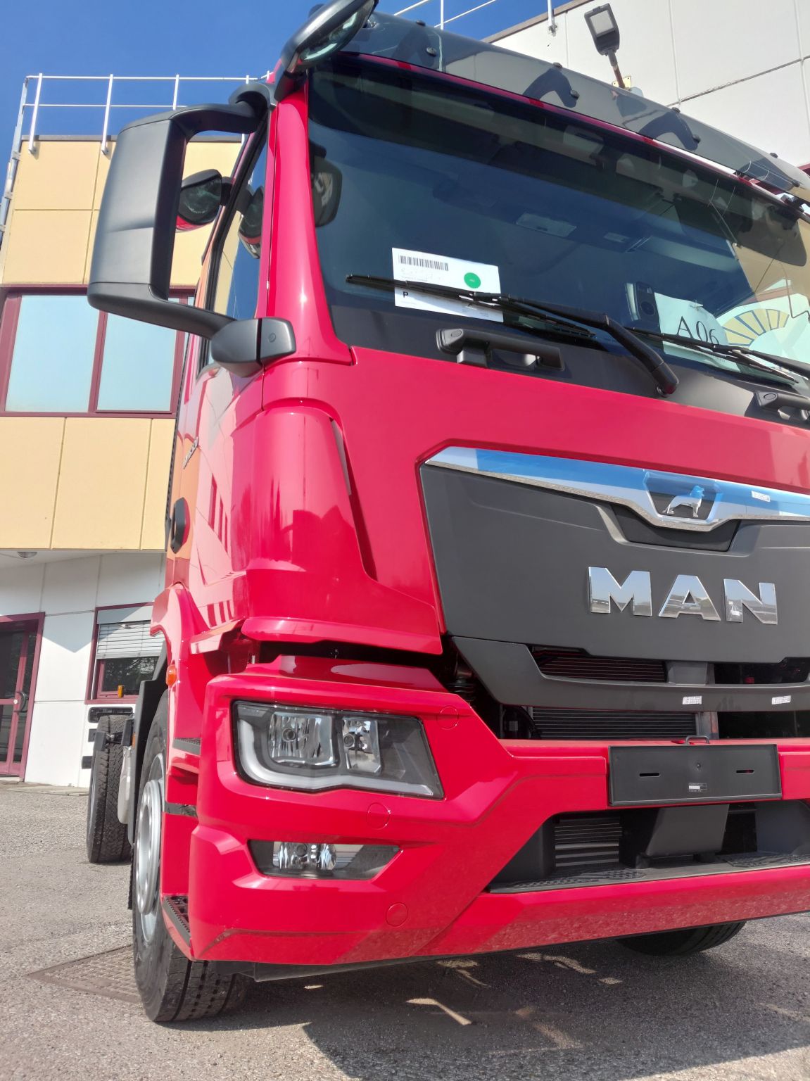 MAN con larghezza ristretta a 2,3 metri 1