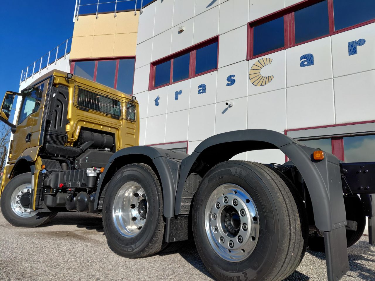 MAN TGS HydroDrive con passo accorciato 2