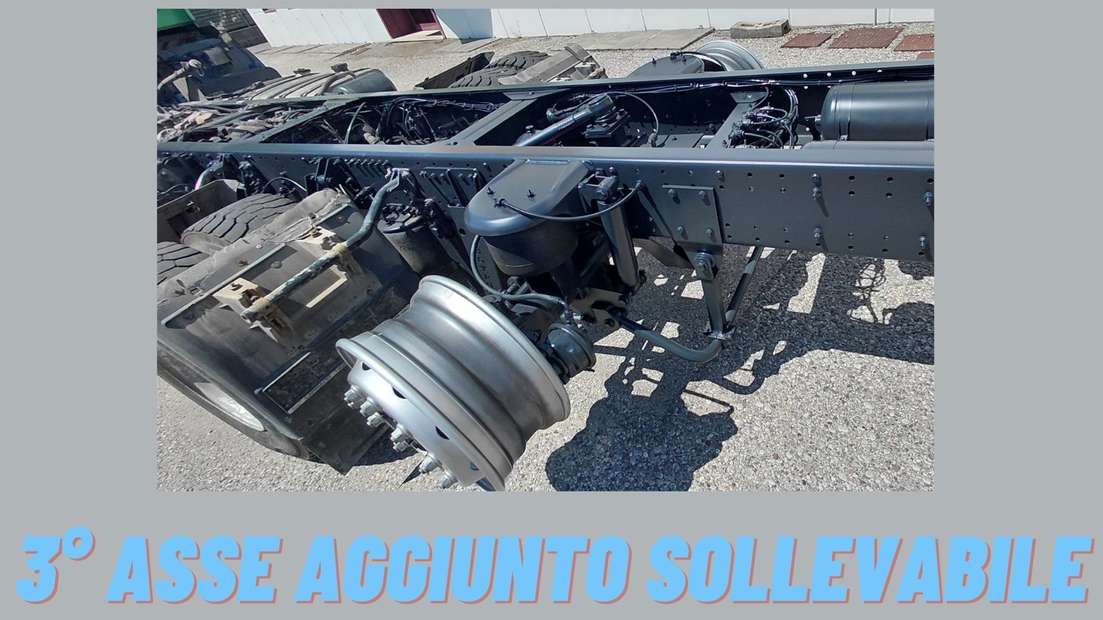 Trattore usato trasformato da 4x4 a 6x4 4